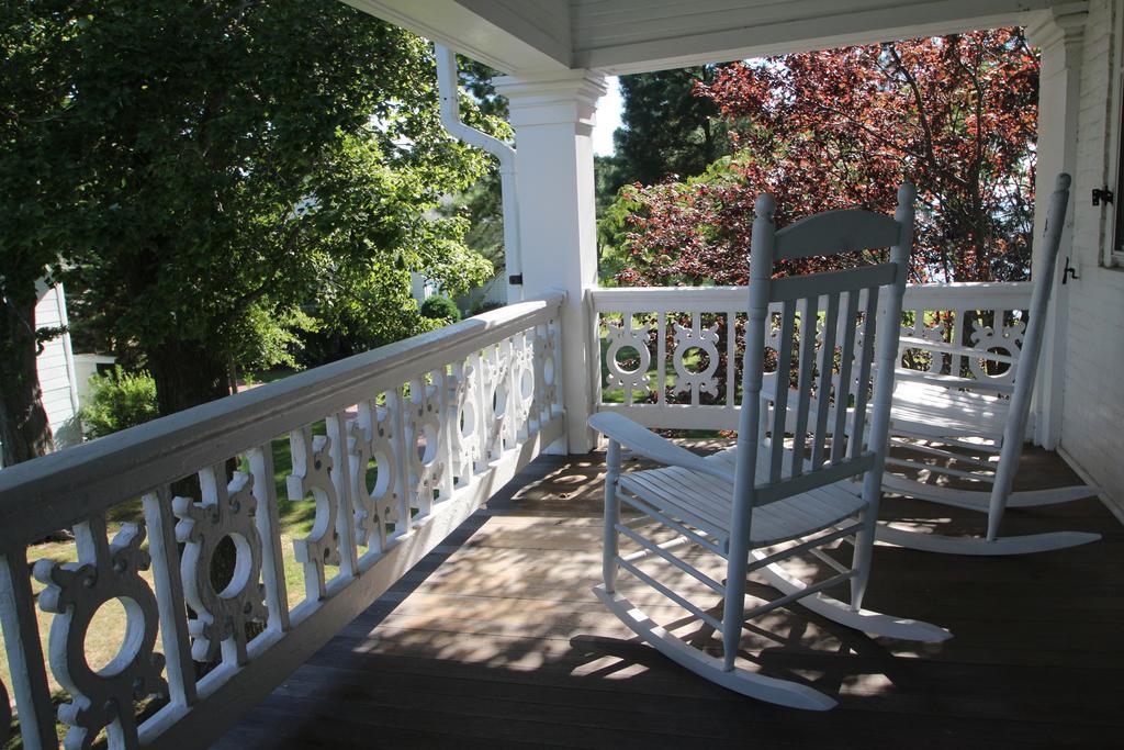 Wades Point Inn On The Bay McDaniel エクステリア 写真