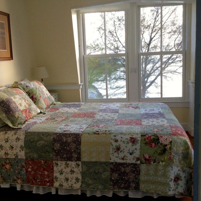 Wades Point Inn On The Bay McDaniel エクステリア 写真